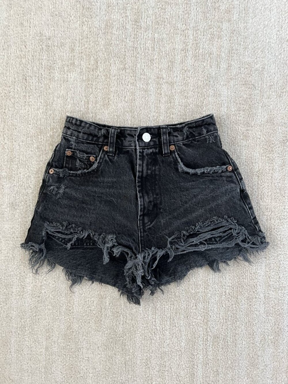 ZARA High Waisted Black Distressed Denim Shorts 0 Frayed Raw Hem Cutoff